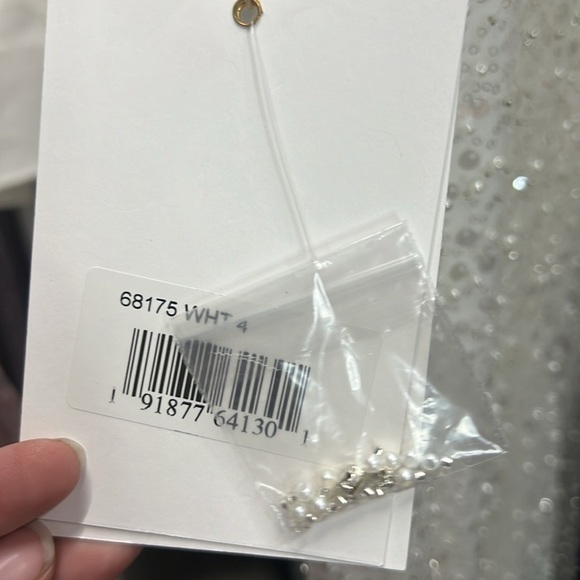 Mac Duggal 68175 EMBELLISHED PLUNGE NECK SLEEVELESS TRUMPET GOWN *flawed - Picture 10 of 10